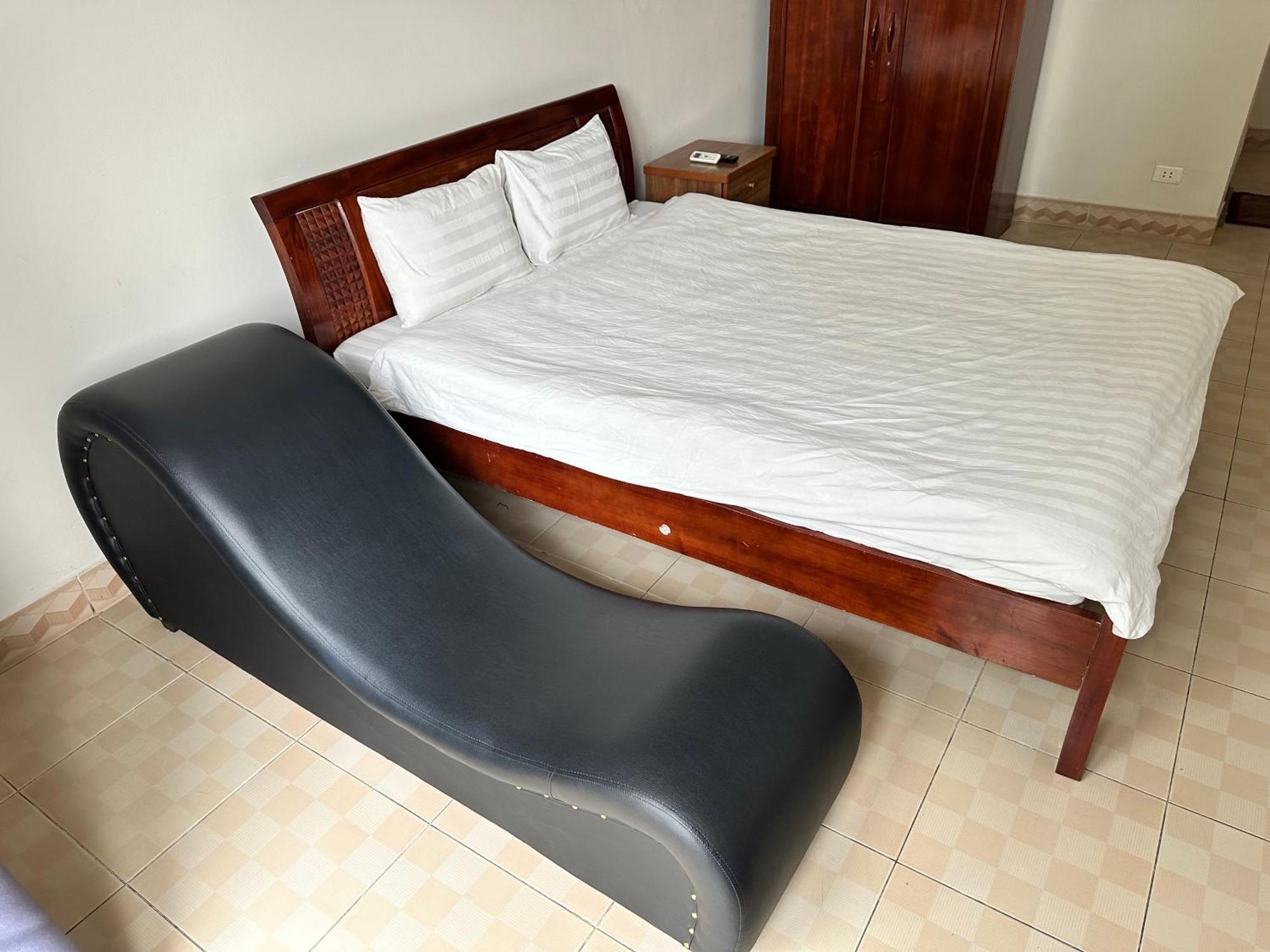 Thien Binh Hotel Hoa Binh Luaran gambar
